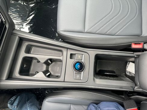 New 2026 Volkswagen Tiguan SE image 13