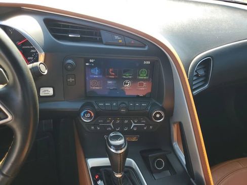 Used 2019 Chevrolet Corvette Stingray Convertible w/ 2LT Preferred Equipment Group RWD image 17