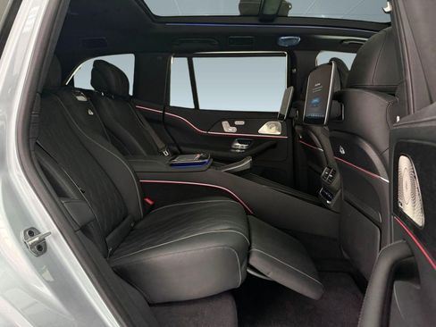 New 2026 Mercedes-Benz Maybach GLS 600 4MATIC image 24