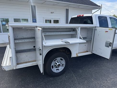 Used 2019 Chevrolet Silverado 2500 W/T w/ WT Convenience Package RWD image 13