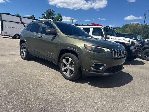 Used 2019 Jeep Cherokee Limited AWD/4WD image 1