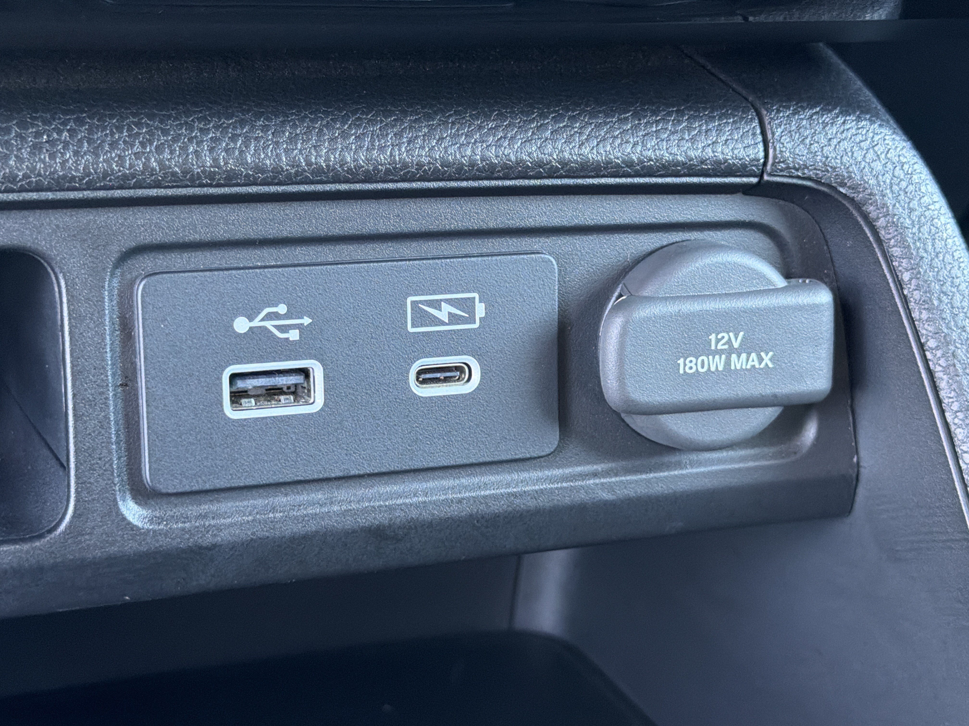 Used 2024 Honda Pilot Touring image 26