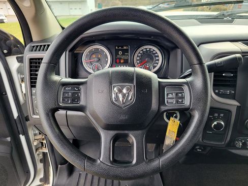 Used 2017 RAM 2500 Tradesman w/ Chrome Appearance Group image 13