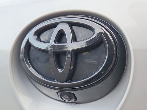 Used 2023 Toyota Corolla SE image 29