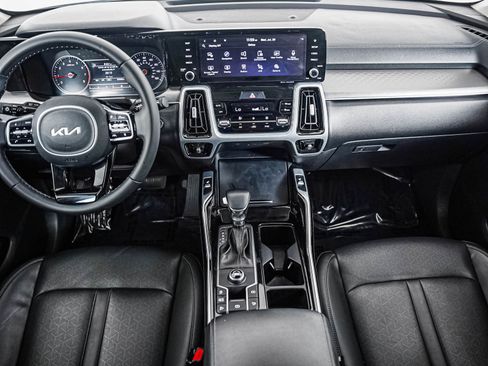 Used 2022 Kia Sorento SX FWD image 12