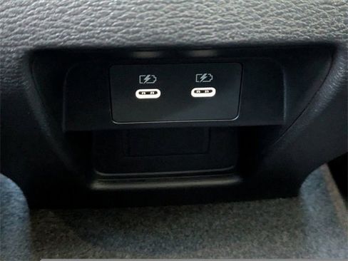 New 2026 Mitsubishi Outlander Trail Edition image 16