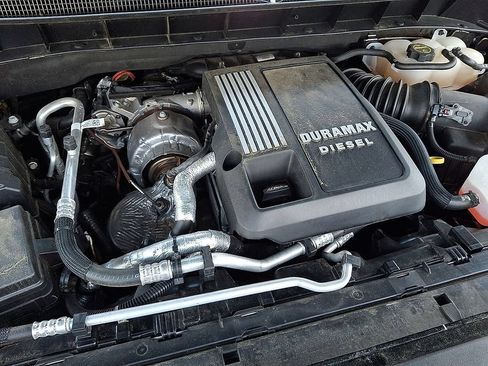 Used 2024 Chevrolet Silverado 1500 LTZ AWD/4WD image 28