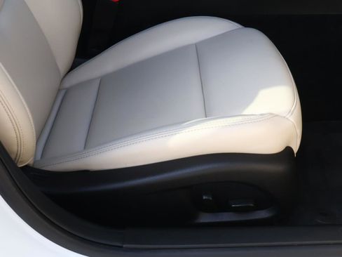 Used 2023 Cadillac CT4 Luxury image 22