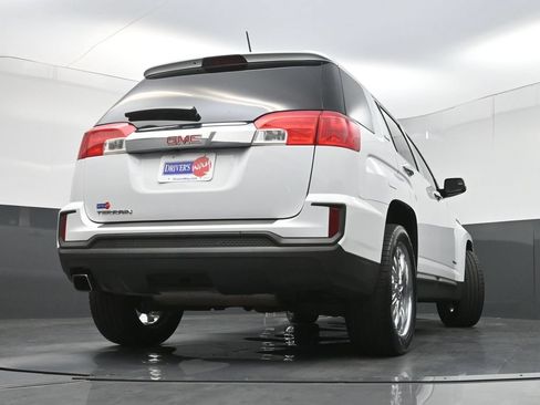 Used 2016 GMC Terrain SLE FWD image 25