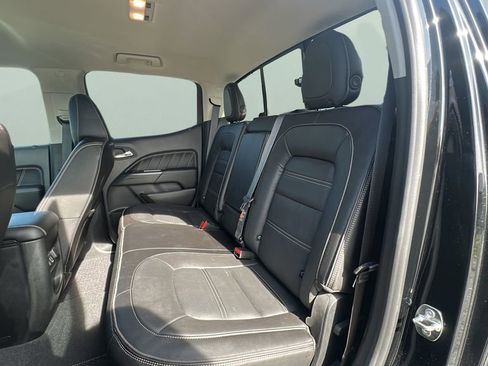 Used 2022 GMC Canyon Denali image 14