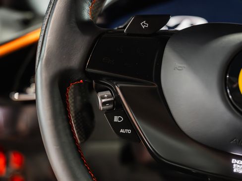 Used 2021 Ferrari Roma RWD image 15