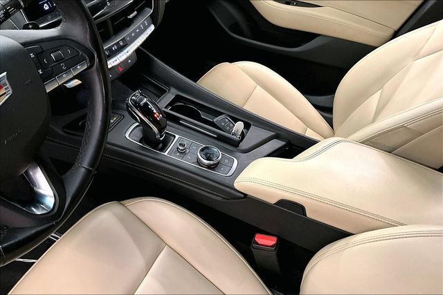 Used 2023 Cadillac CT5 Luxury RWD image 17