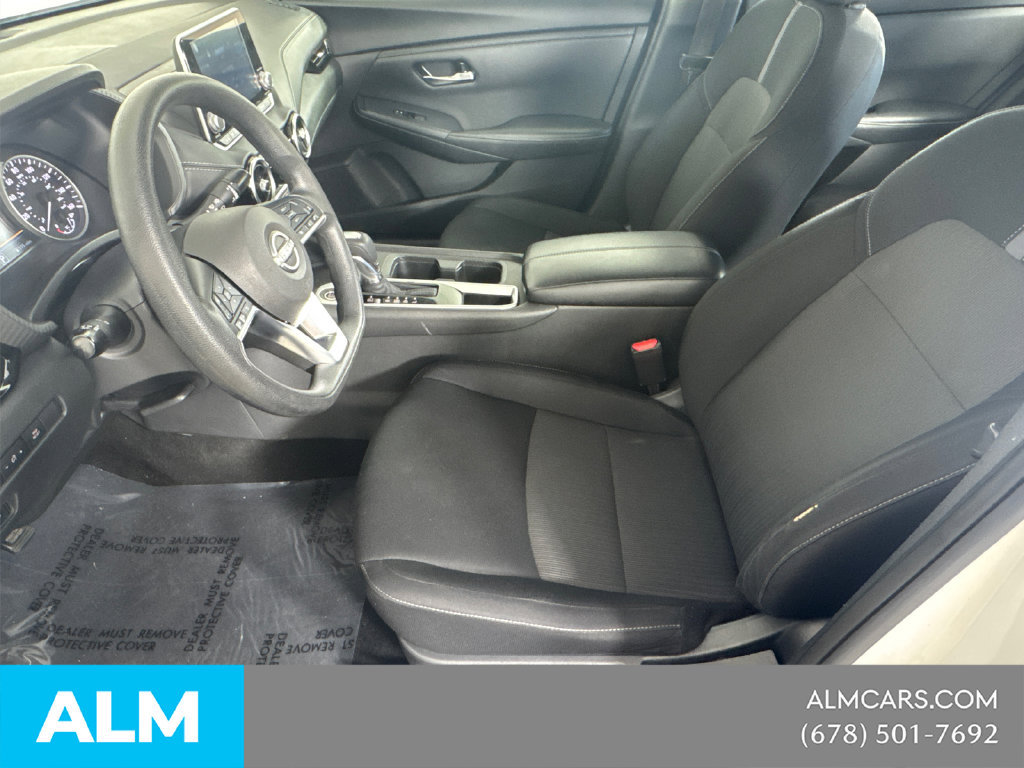 Used 2024 Nissan Sentra SV FWD image 11