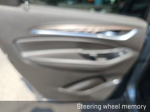 Used 2024 Buick Enclave Avenir w/ Avenir Technology Package image 30