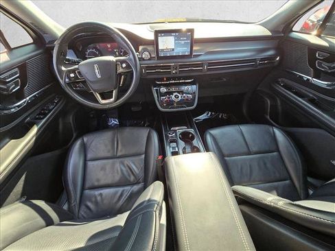 Used 2022 Lincoln Corsair FWD w/ Premium Package image 17