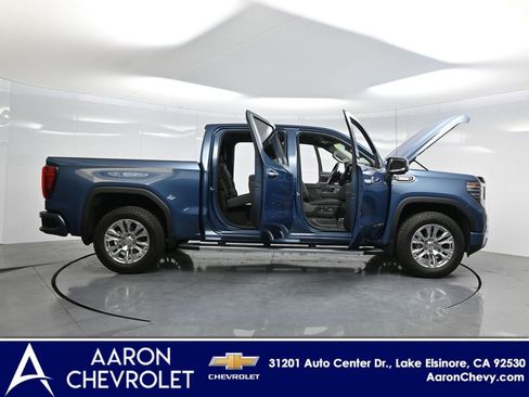 Used 2025 GMC Sierra 1500 Denali image 3