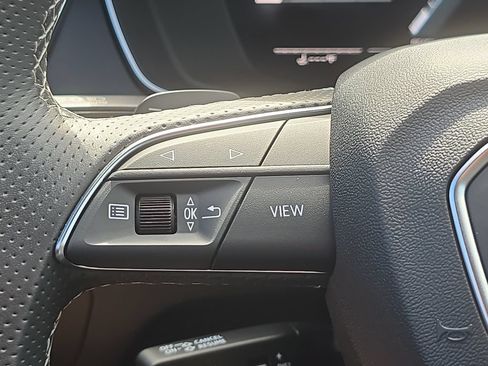 Used 2023 Audi SQ5 Premium Plus w/ Premium Plus Package AWD/4WD image 16