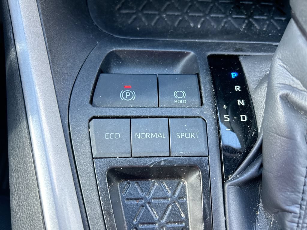Used 2024 Toyota RAV4 XLE w/ Convenience Package FWD image 35