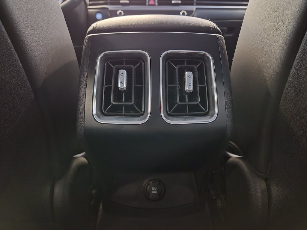 Used 2025 Kia Sorento EX AWD/4WD image 27
