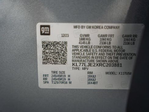 Used 2024 Chevrolet Trax RS w/ Sunroof Package FWD image 35