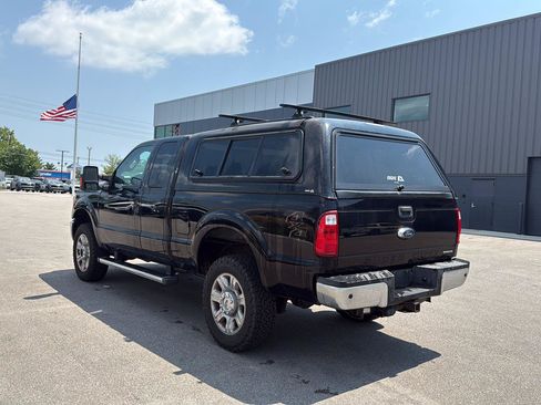 Used 2016 Ford F250 Lariat w/ Chrome Package AWD/4WD image 5