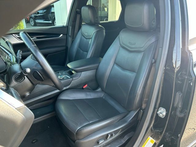 Used 2025 Cadillac XT5 Premium Luxury FWD image 22