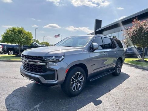 Used 2022 Chevrolet Tahoe Z71 w/ Z71 Off-Road Package AWD/4WD image 4