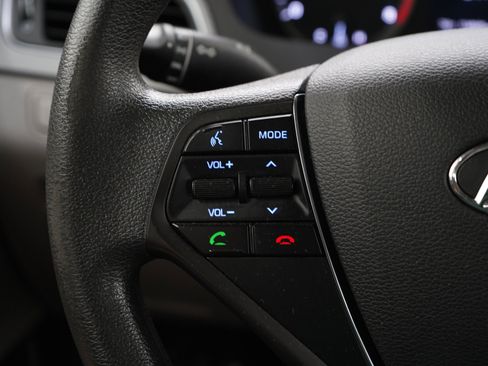 Used 2015 Hyundai Sonata SE FWD image 23
