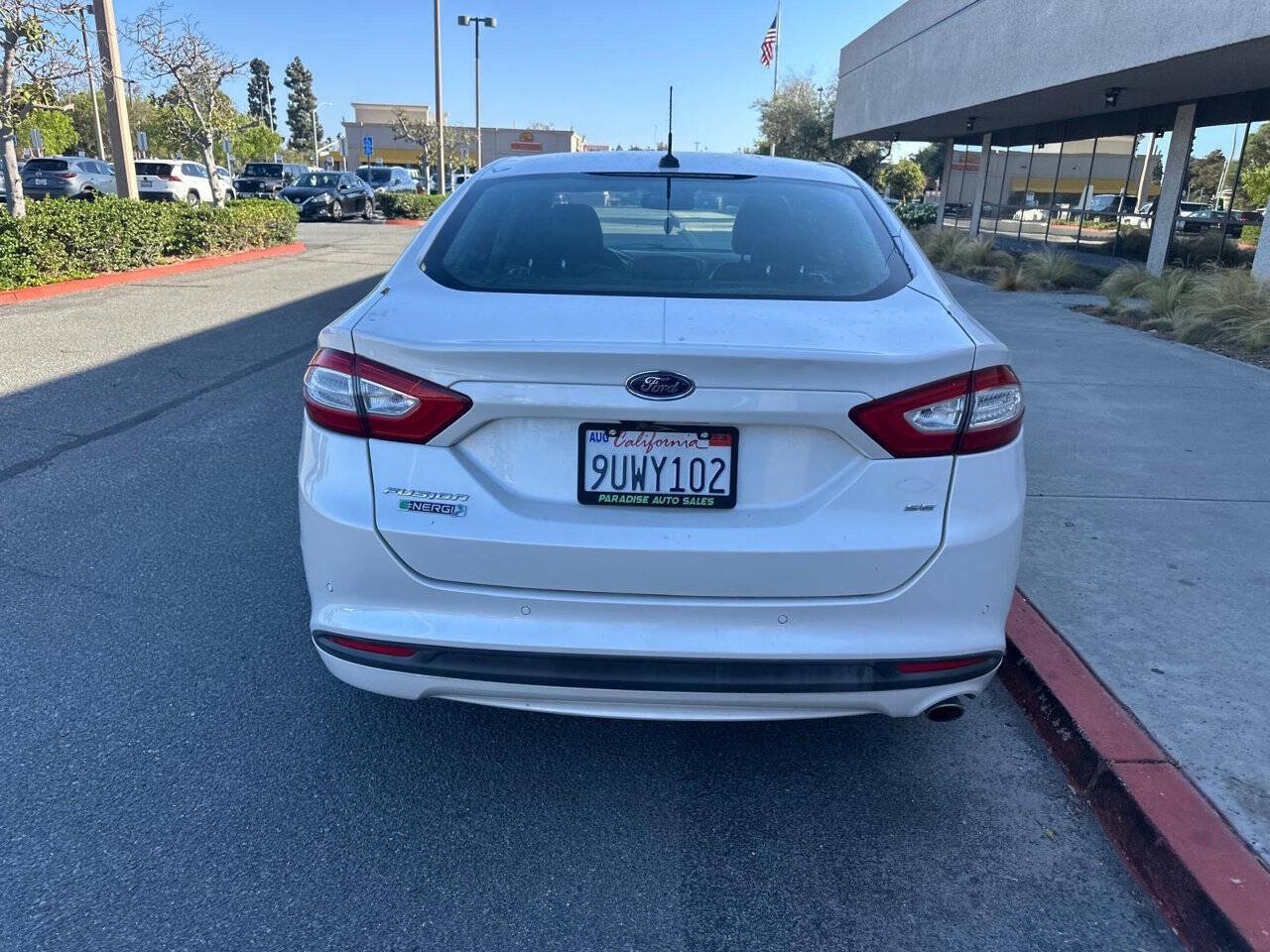 Used 2016 Ford Fusion Energi SE w/ Driver Assist Package FWD image 6