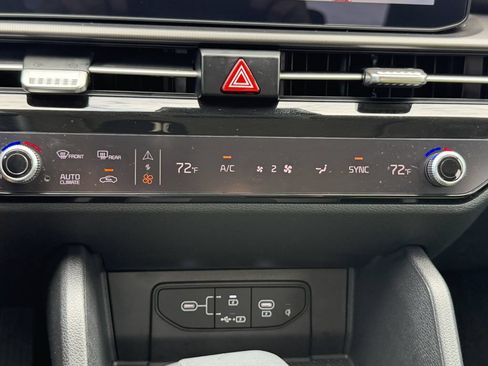 Certified 2026 Kia Sportage SX FWD image 29