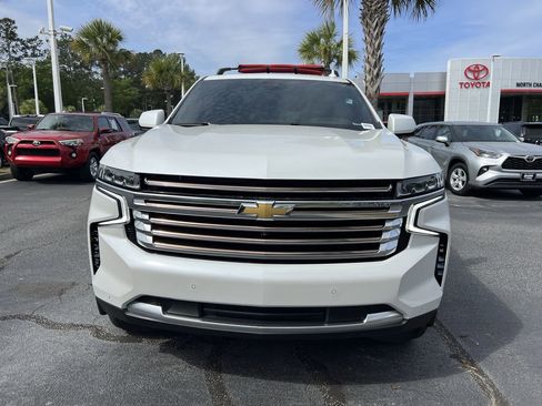 Used 2024 Chevrolet Tahoe High Country image 3