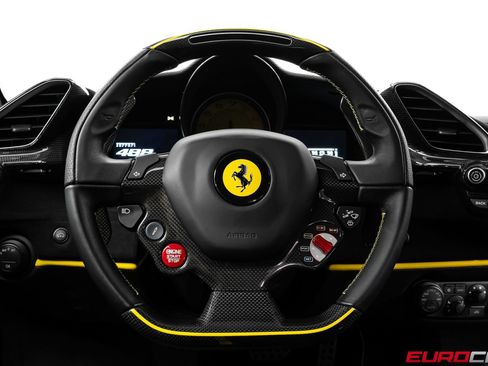 Used 2020 Ferrari 488 Pista Coupe RWD image 39