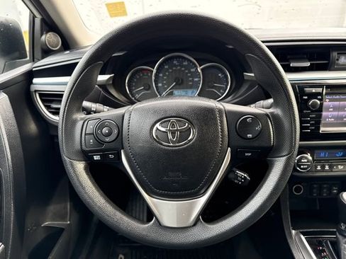 Used 2016 Toyota Corolla LE image 19