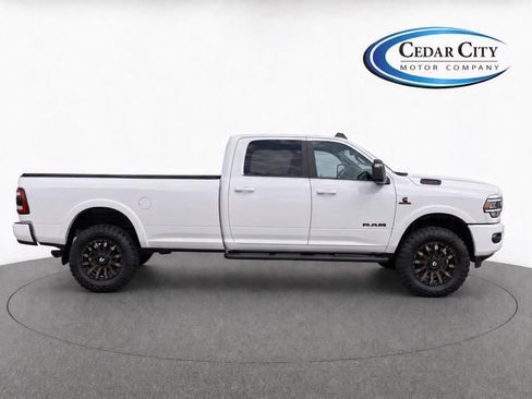 Used 2022 RAM 3500 Laramie AWD/4WD image 8