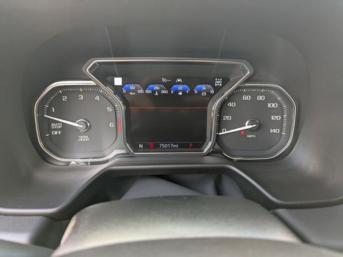 Used 2021 GMC Yukon AT4 w/ AT4 Premium Plus Package image 30