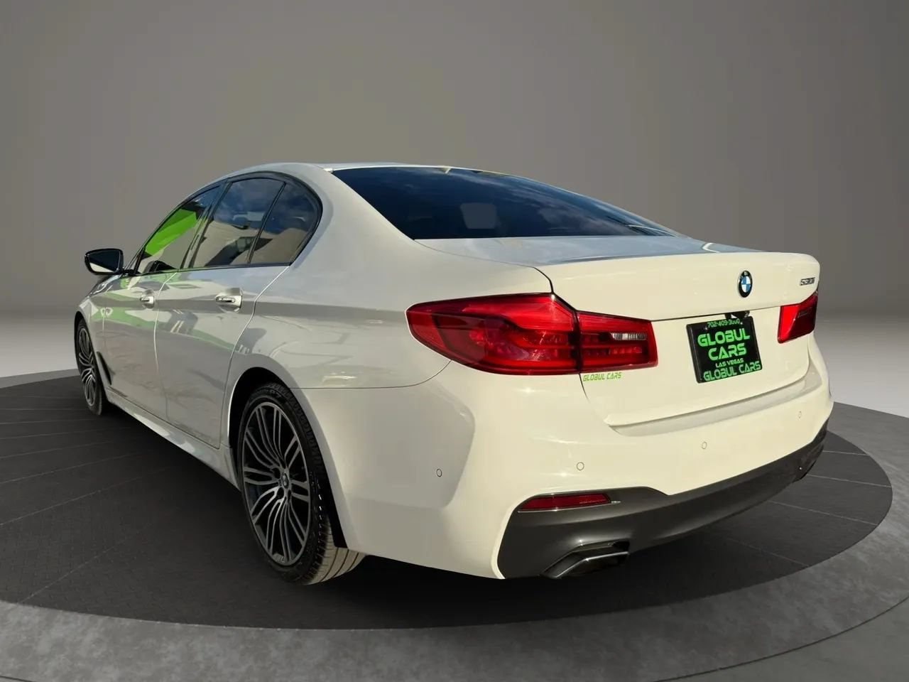 Used 2017 BMW 530i RWD image 7