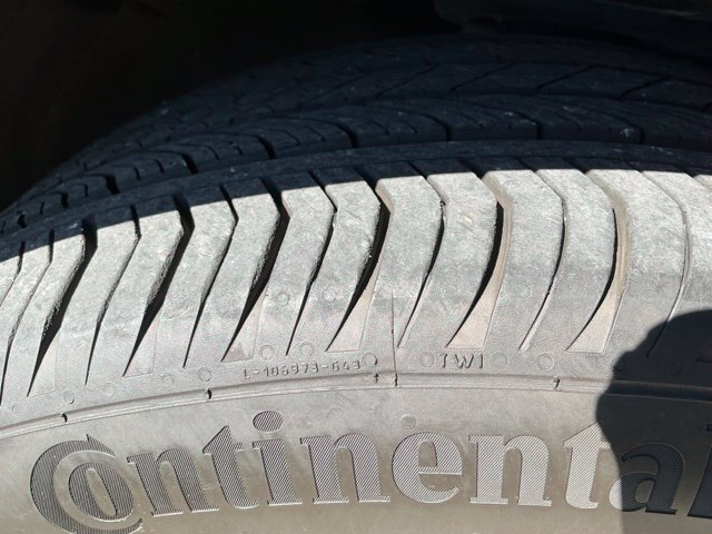 Used 2024 Buick Envision Sport Touring AWD/4WD image 12