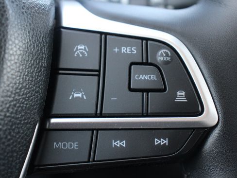 Certified 2025 Toyota Grand Highlander AWD image 31