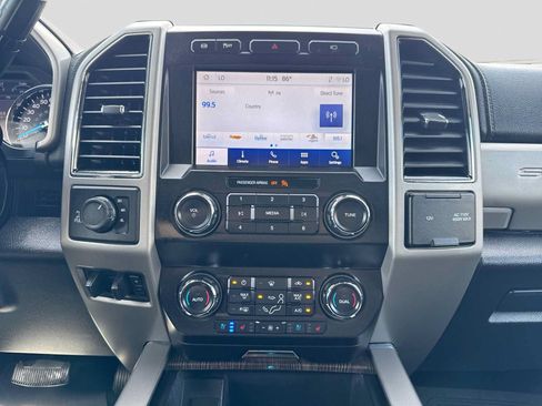 Used 2021 Ford F250 Lariat w/ Chrome Package AWD/4WD image 27
