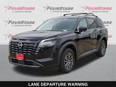 New 2026 Nissan Pathfinder SV FWD image 9
