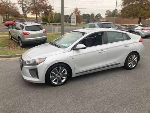Used 2018 Hyundai Ioniq Limited image 7