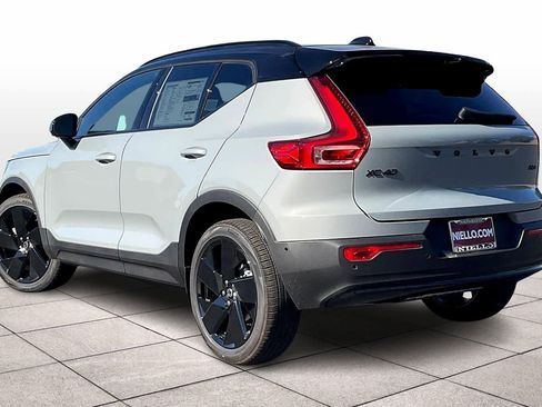 New 2026 Volvo XC40 B5 Ultra w/ Climate Package image 3