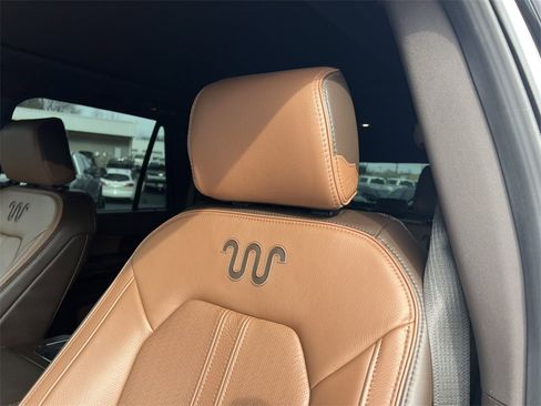Used 2024 Ford Expedition Max King Ranch image 19