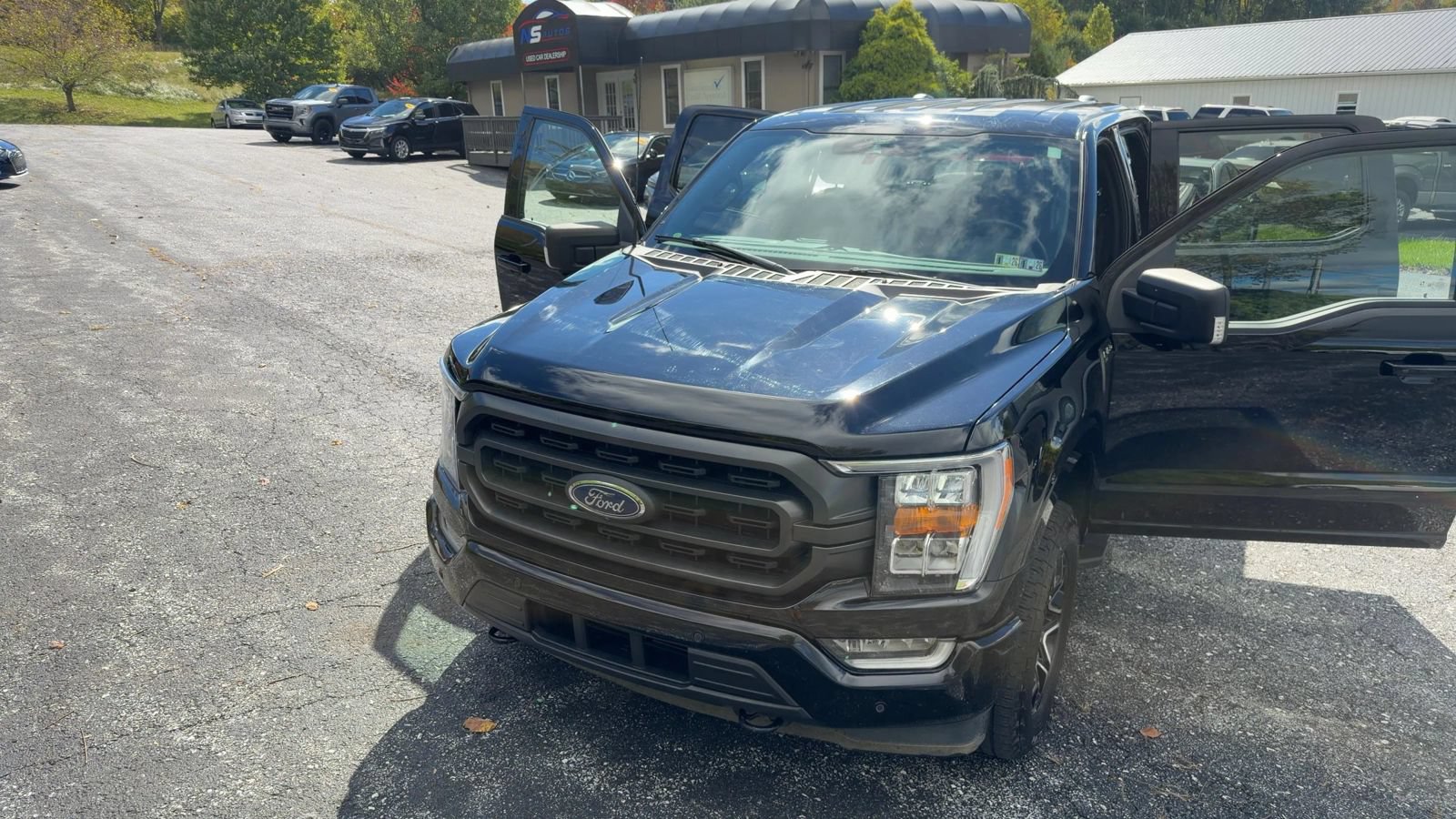 Used 2021 Ford F150 XLT w/ Equipment Group 302A High AWD/4WD image 16
