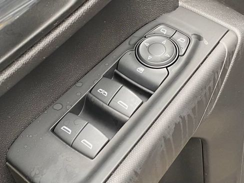 Used 2023 Chevrolet Silverado 1500 Custom AWD/4WD image 12