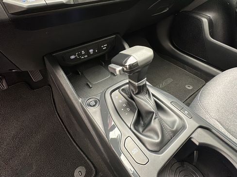 Used 2025 Kia K4 EX FWD image 18