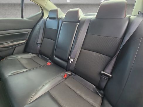 Used 2024 Nissan Altima 2.5 SR FWD image 22
