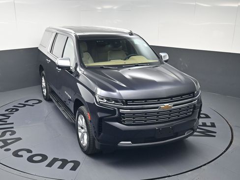 Certified 2023 Chevrolet Suburban Premier image 31