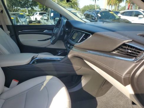 Used 2024 Buick Enclave Essence w/ Experience Buick Package image 33