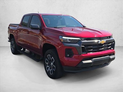 Used 2023 Chevrolet Colorado LT w/ LT Convenience Package III image 3